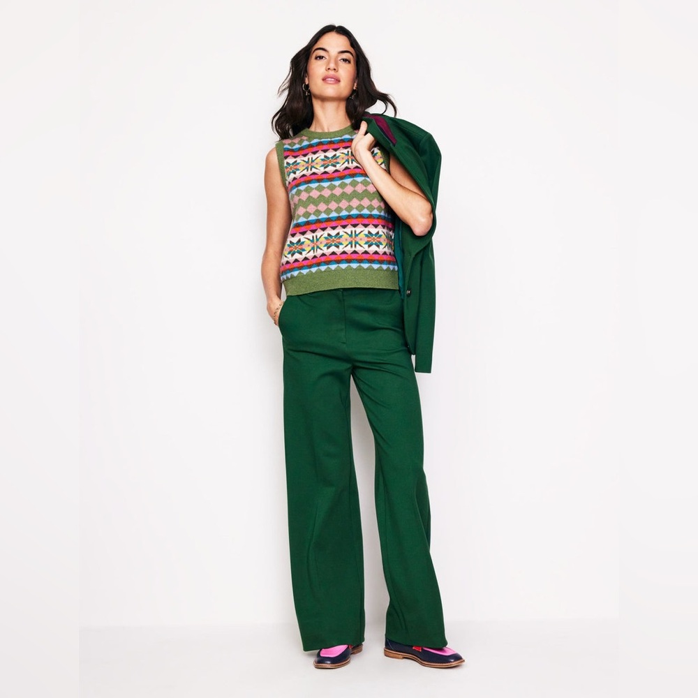 Boden Edie Fair Isle Vest in Green Heritage - Picture 6 of 14